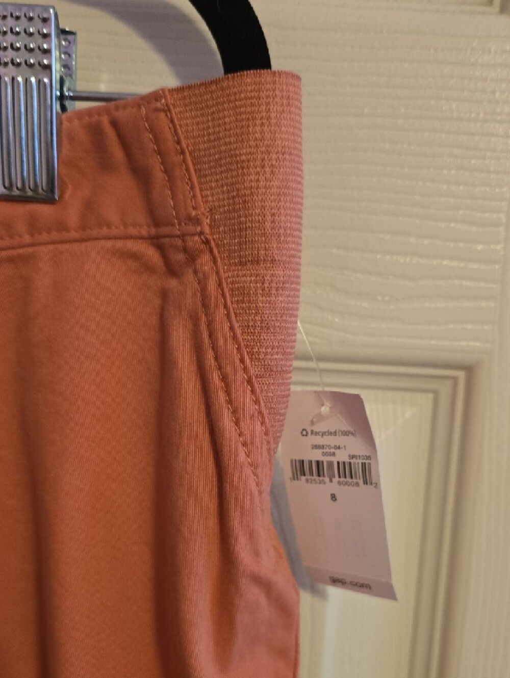 GAP Women's Coral Pink Bermuda Shorts - Picture 8 of 9
